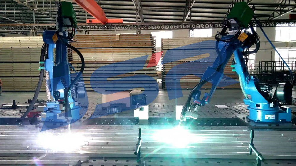 安川铝焊机器人